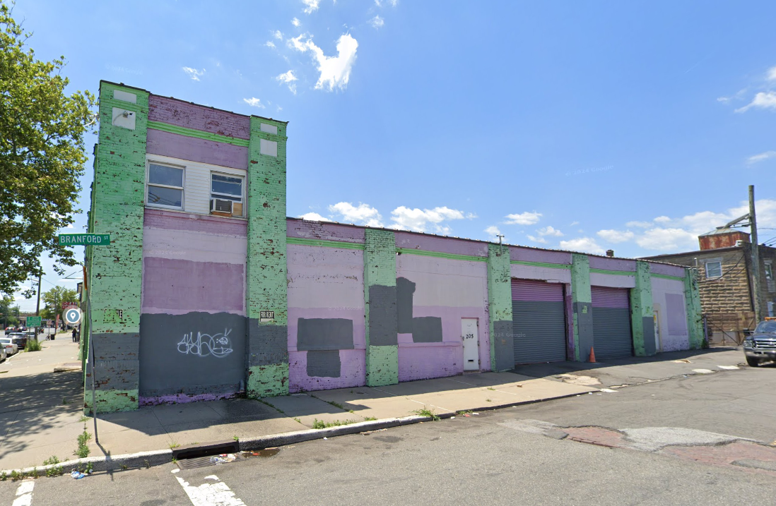 connected-realty-group-sold-industrial-newark-by-Ilan-Benshoshan-real-estate-investment-broker.